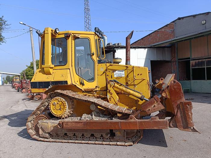 Usato Caterpillar modello D4H in vendita presso Veneto, Italia
