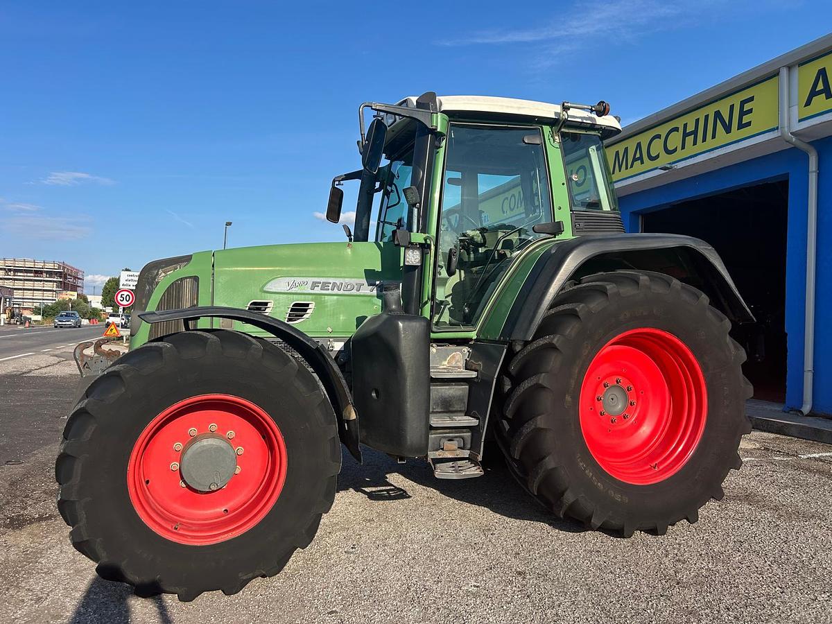 Usato fendt 716 TMS con sollevatore anteriore