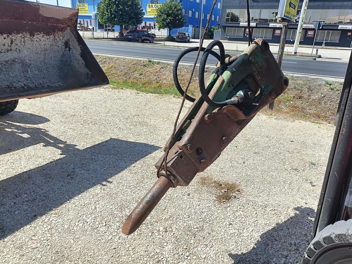 Usato martellone idraulico per terna o escavatore