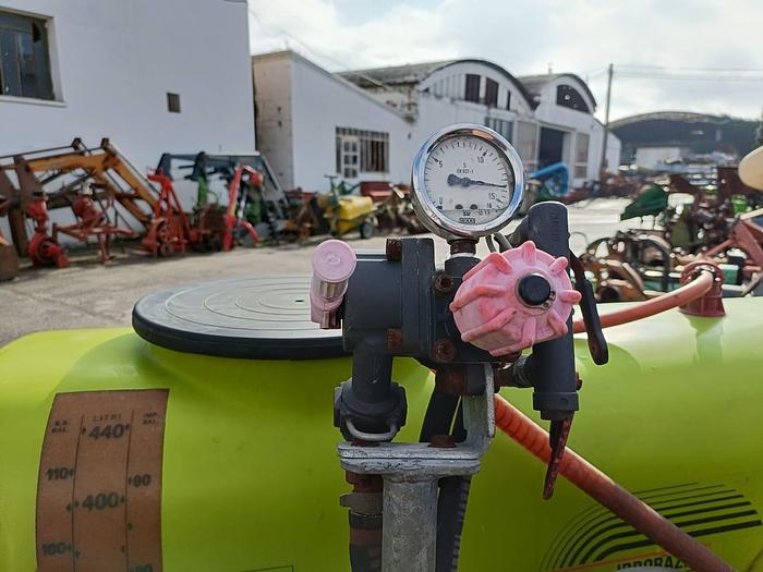 Usato Botte per diserbo GB da 4,5q con barra da 10m