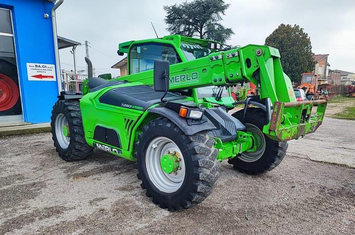 Usato Telescopico agricolo Merlo TF 33.9 CS- due sfili
