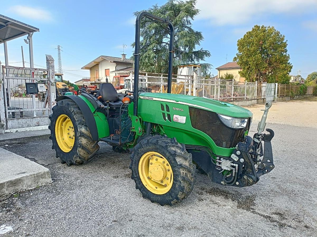 Usato John Deere 5085 GL