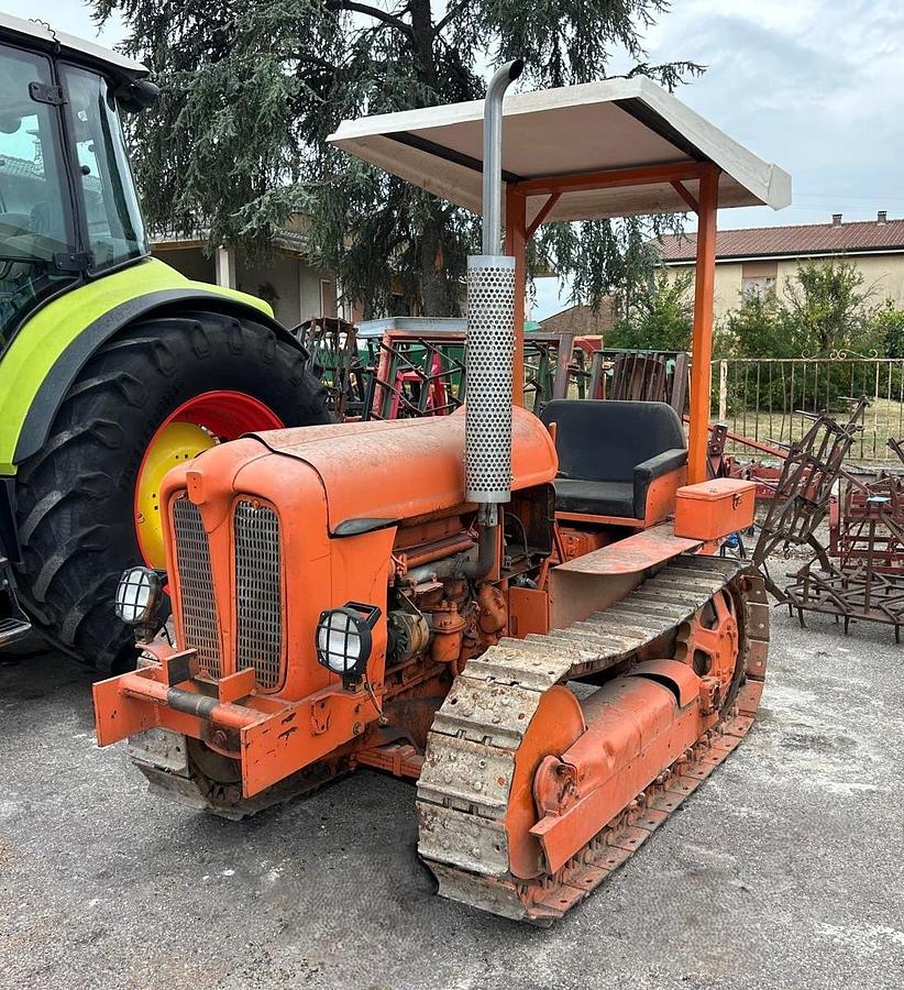 Usato Fiat 411 C cingolato rifatto tutto a nuovo