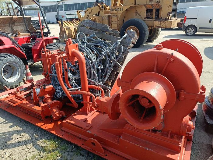 Usato Verricello navale o industriale senza motore