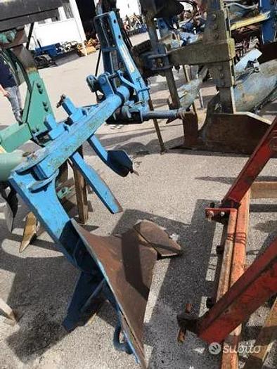 Usato Aratro monovomere Pietro Moro