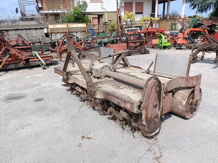 Usato Fresa marca Celli con rullo da 2,5m