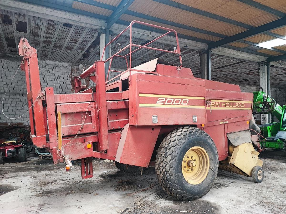 Usato Pressa quadra New Holland 2000 - 120x90