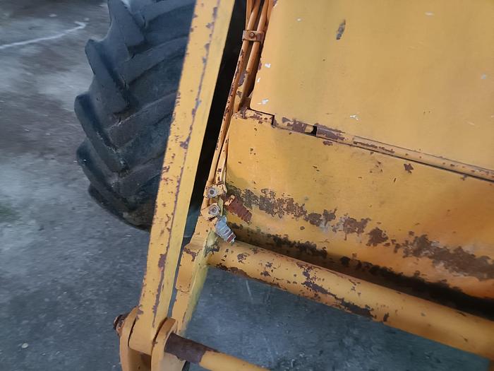 Usato Pala gommata Baraldi modello FB500