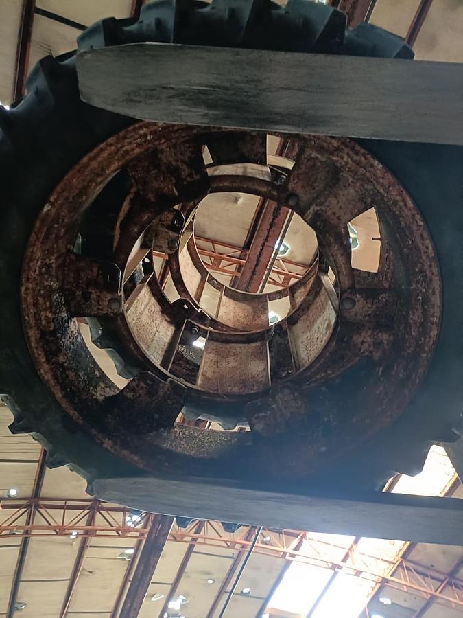 Usato Gomme varie per trattore agricolo o rimorchio (3)