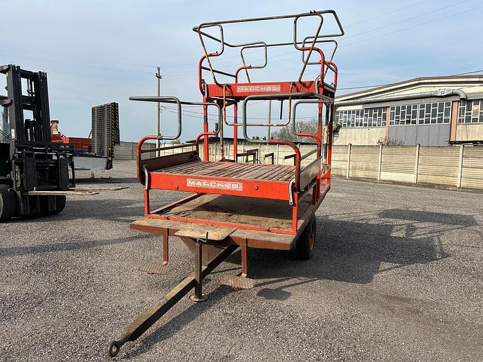 Usato Carro raccolta Marchesi trainato