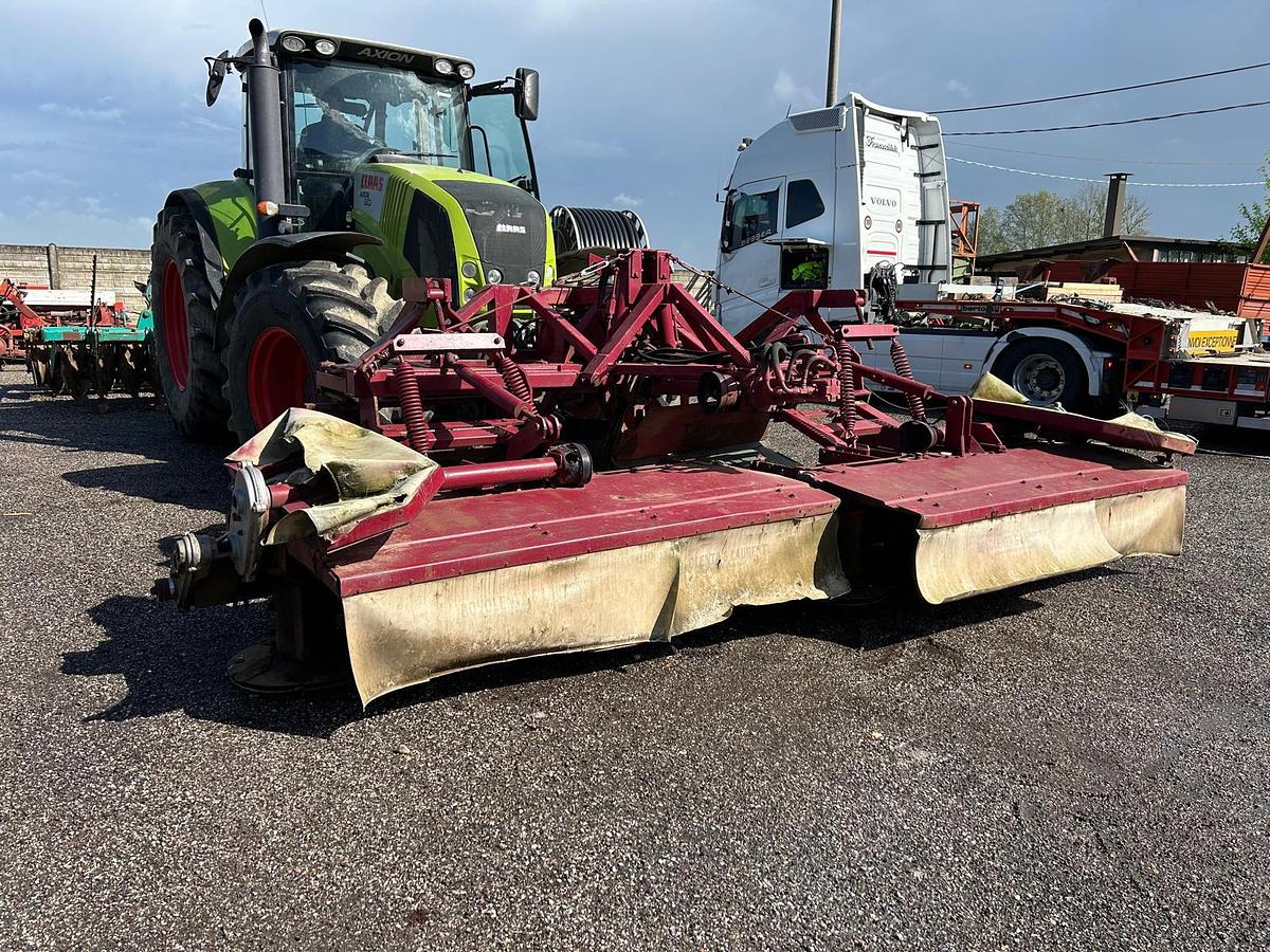 Usato Falciacondizionatrice 8 dischi- tutta idraulica- da 5m