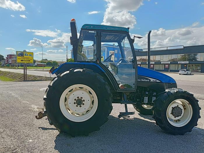 Usato New Holland TL 80- ore 5300