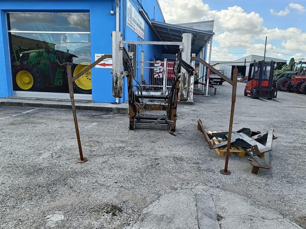 Usato caricatore frontale Nocese AN678 x Fendt