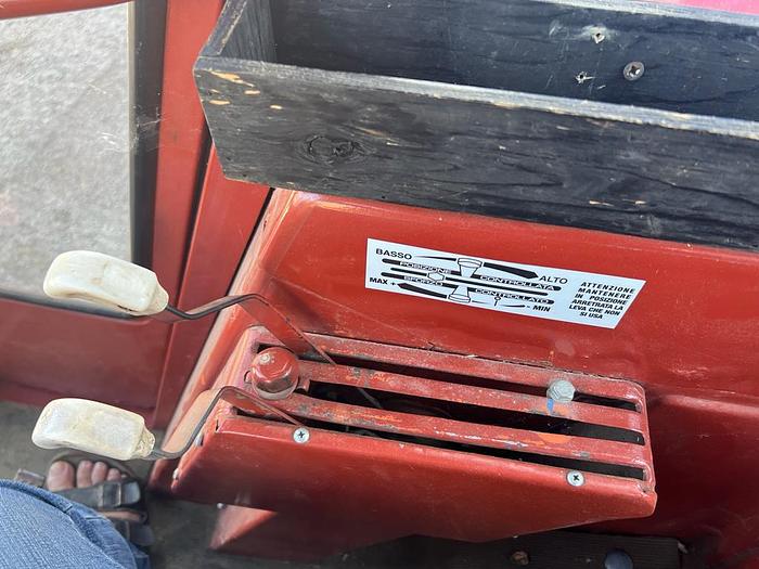 Usato Fiat 880 cabinato 2 ruote CV 88 cilindri 4