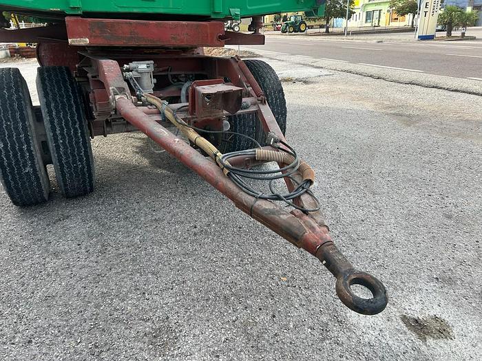 Usato Rimorchio Agricolo 3 assi ribaltabile posteriore