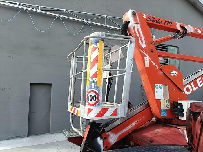 Usato Piattaforma aerea Oil&Steel modello Snake 179