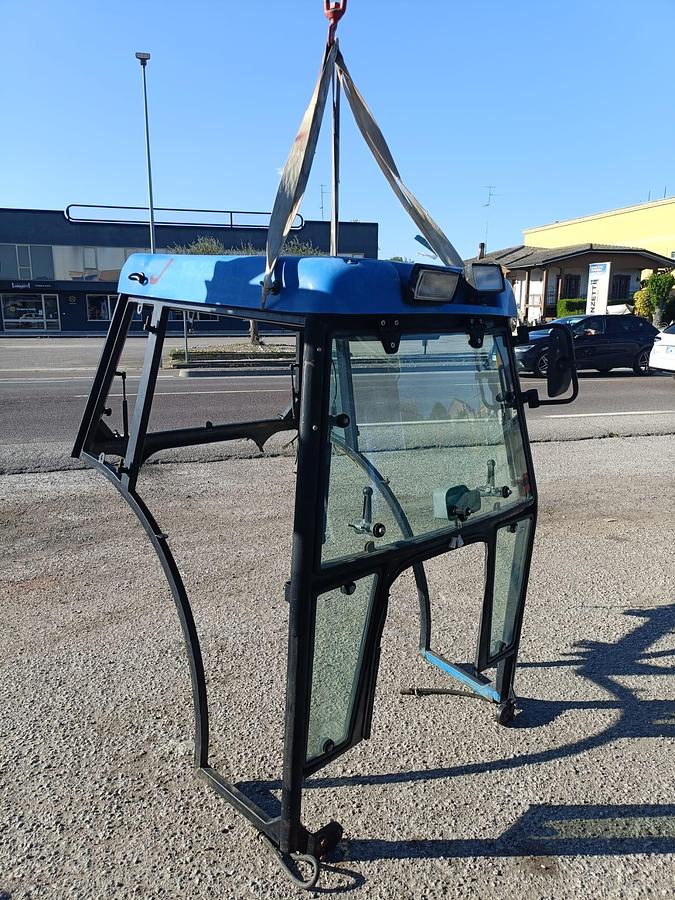 Usato cabina Lochmann F1-9 per New Holland frutteto