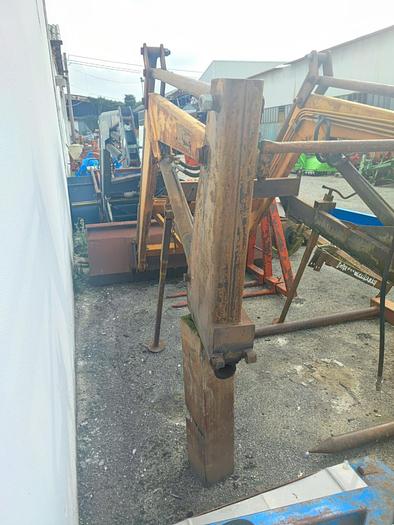 Usato Caricatore con benna (era su un Fiat 780)