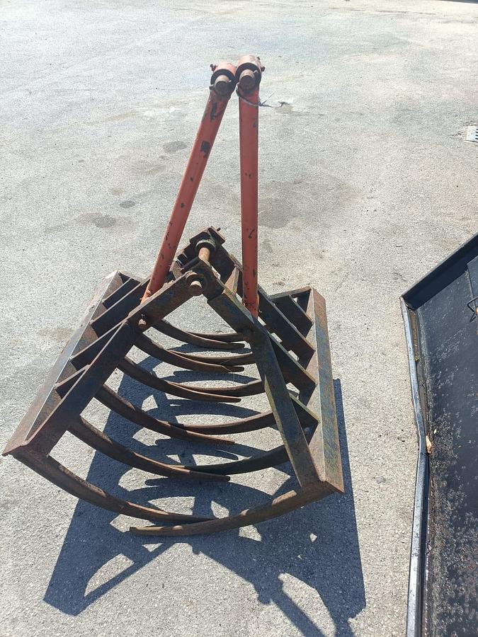 Usato pinza per caricaletame