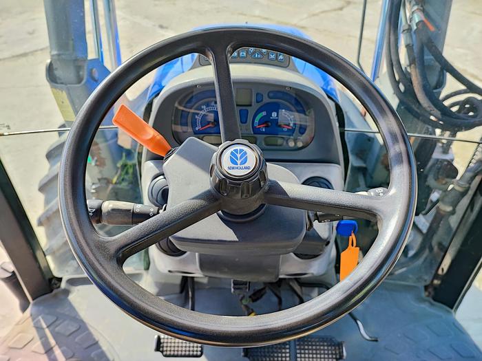 Usato New Holland TS 110 A-caricatore Mailleux con benna