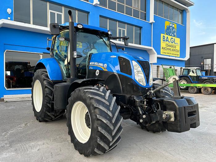 Usato New Holland T 7.185 autocommand