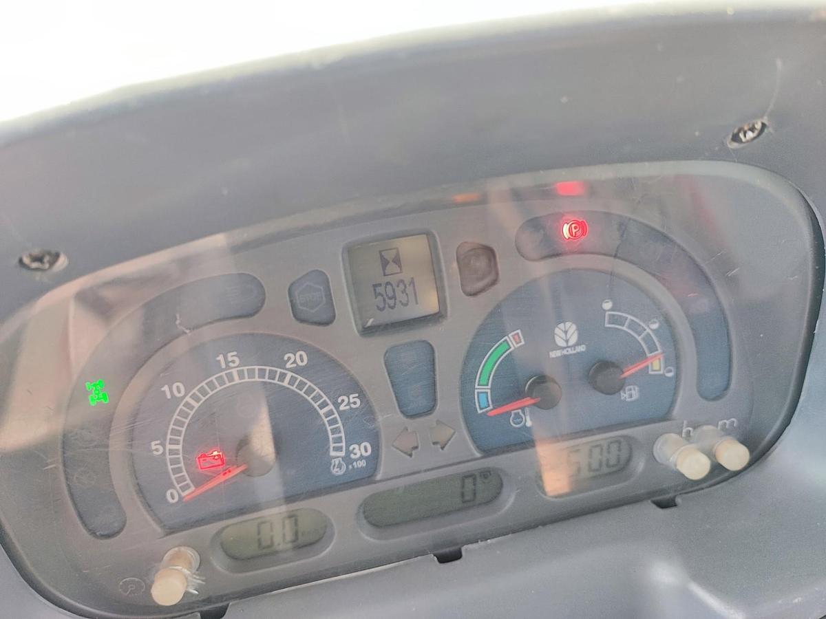 Usato New Holland TLA 100-6000 h