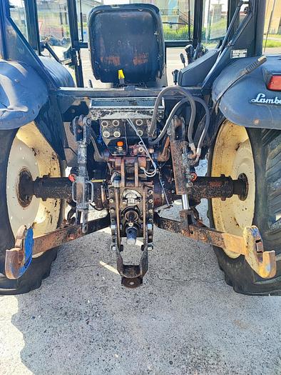 Usato Lamborghini 664-60 con doppia presa di forza