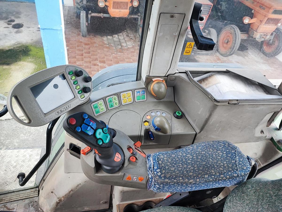 Usato Fendt 818 TMS Vario-soll+pdf ant