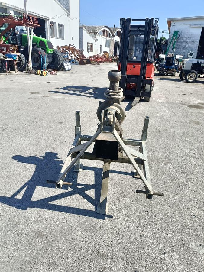 Usato pompa Caprari mec D 265 con cavalletto