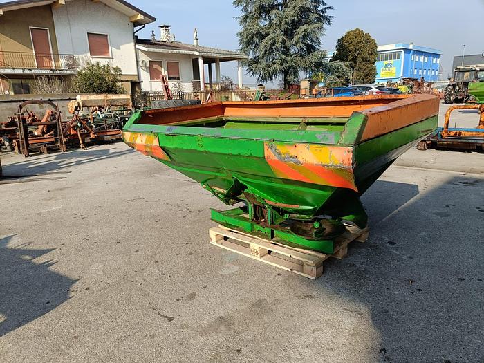 Usato Spandiconcime Amazone a doppio girante senza ventole