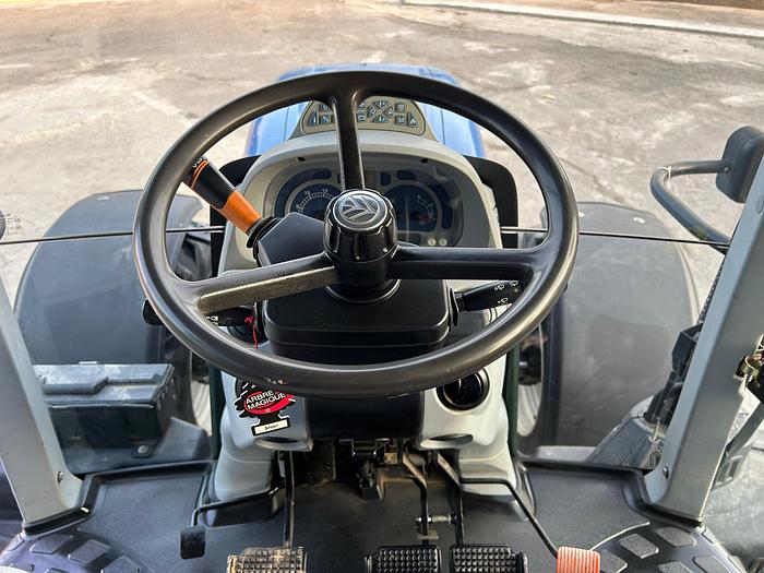 Usato New Holland T 7.185 autocommand