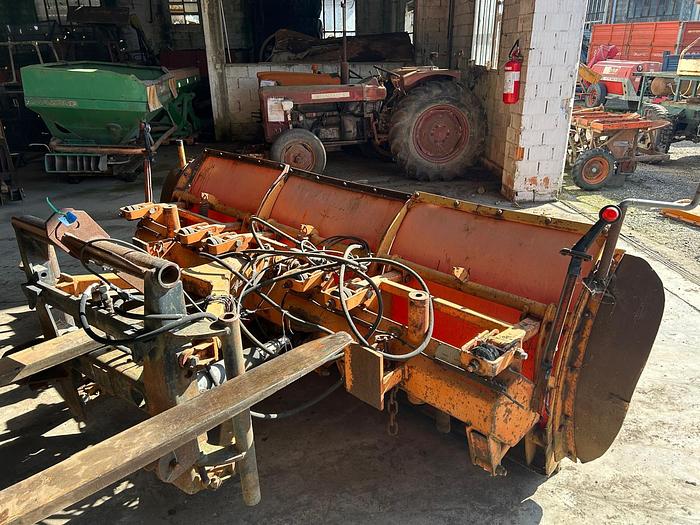 Usato Pala da neve 3 metri idraulica con molle antiurto