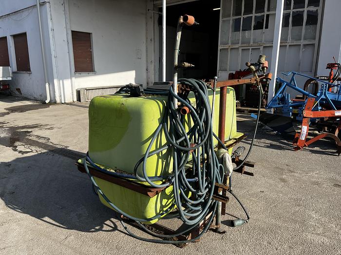 Usato Botte diserbo 6q con archi per trattamenti