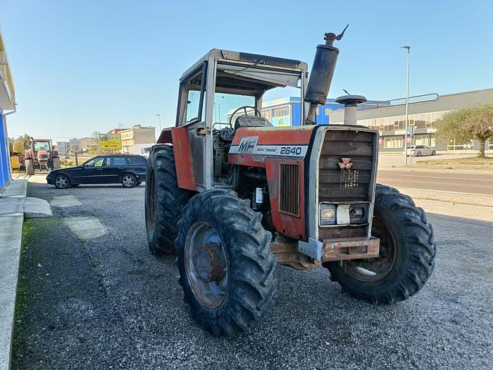Usato Massey Ferguson 2640 senza caricatore frontale
