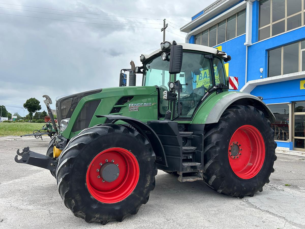 Usato Fendt 828 Vario Profi Plus- PTO e soll ant