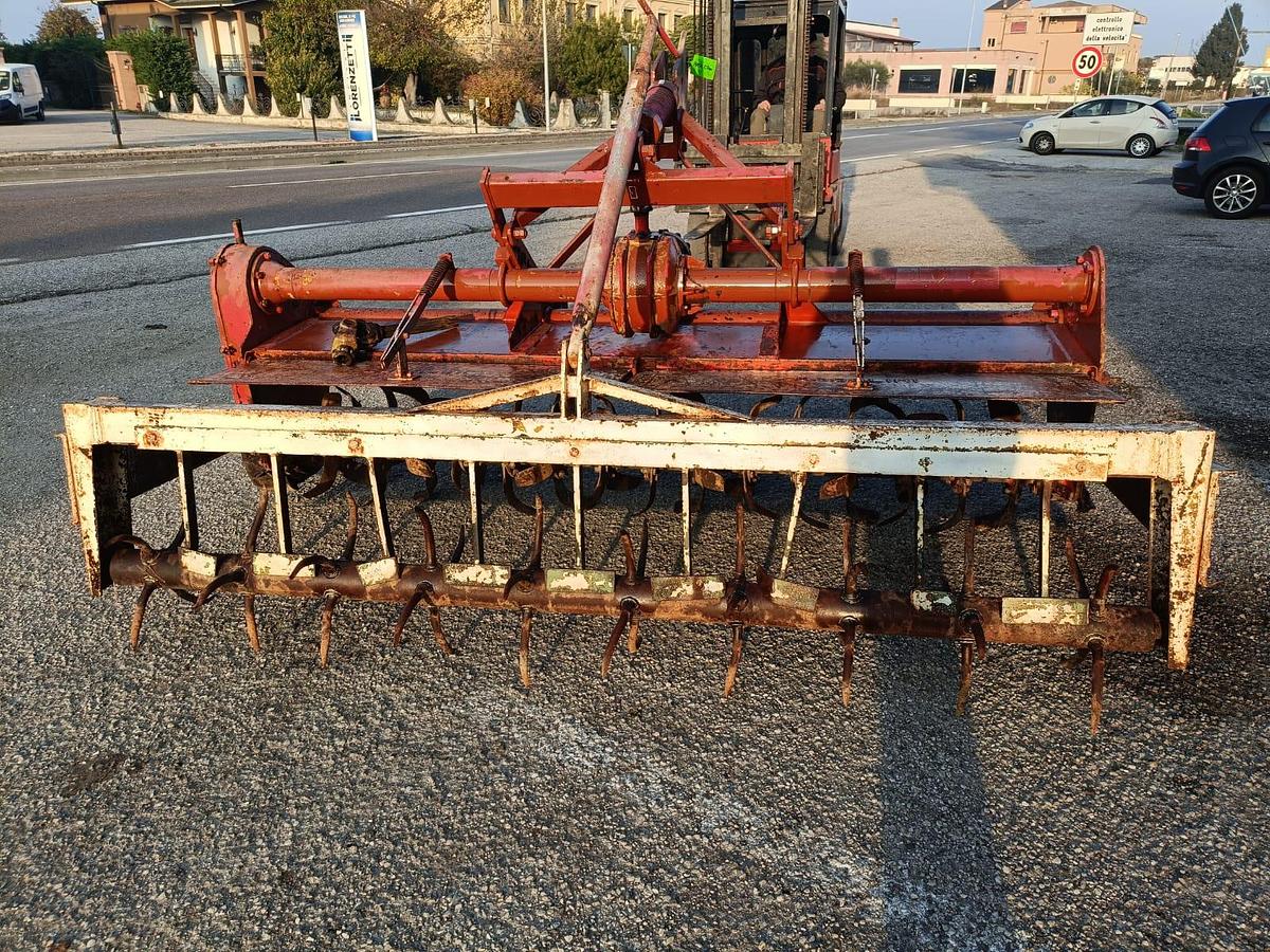 Usato Fresa con rullo a spuntoni da 2,70m