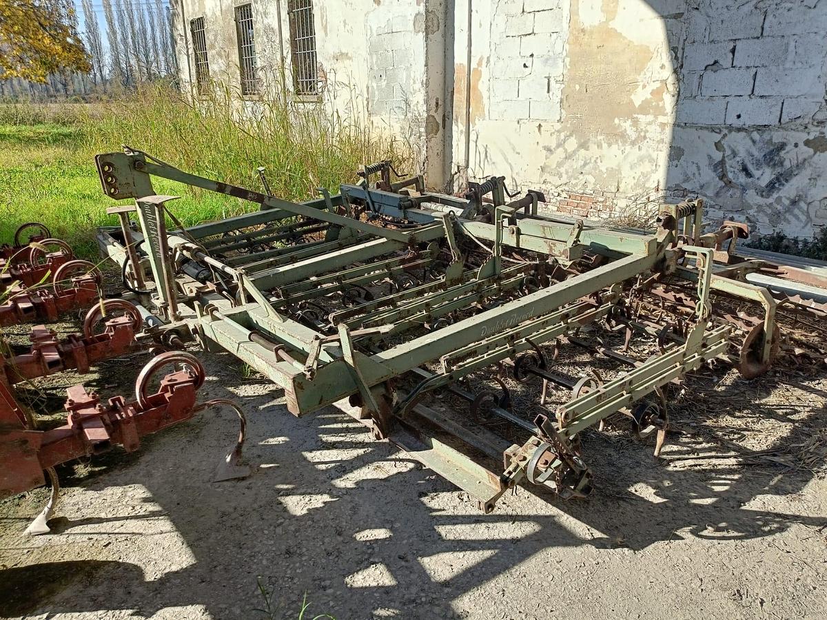 Usato Vibrocoltivatore Doublet Record- pieghevole idraulicamente