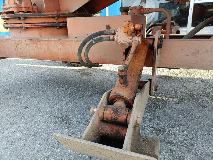 Usato Caricaletame Tomenzoli trainato- staffe idrauliche