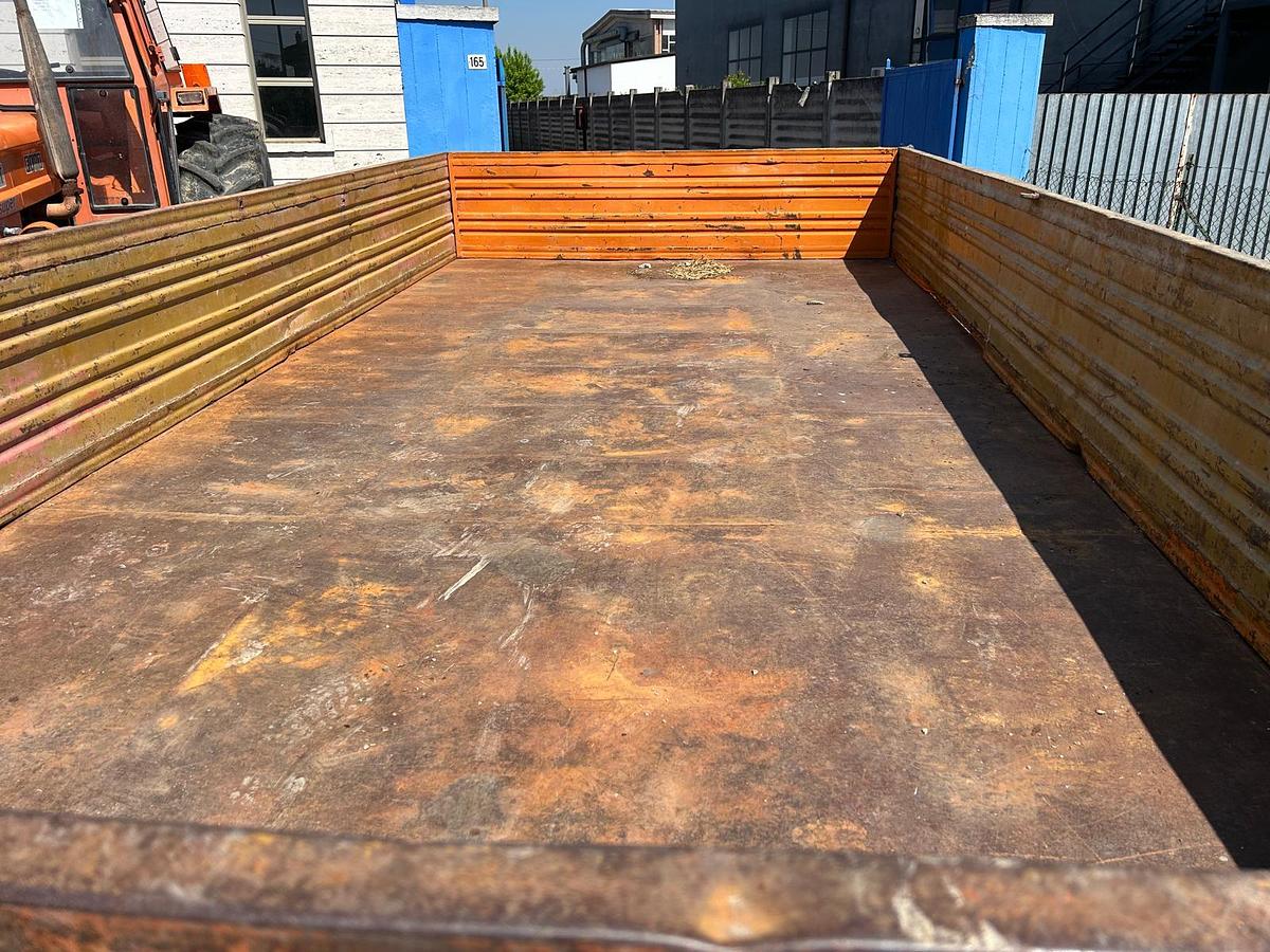 Usato Rimorchio agricolo Mutti con ralla- 50 q 