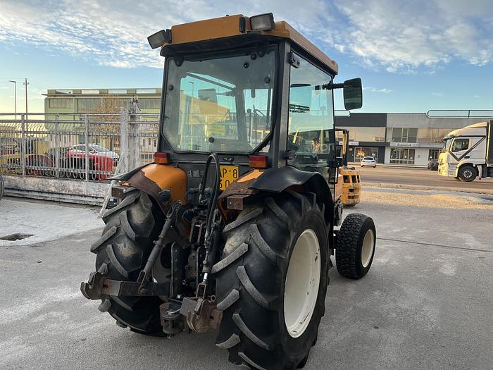 Usato Renault 70/14 Cv70- cil.4 Deutz- frutteto-2002