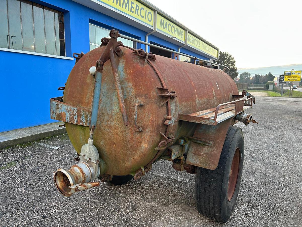 Usato Botte Liquame un asse Bonatti 30 q