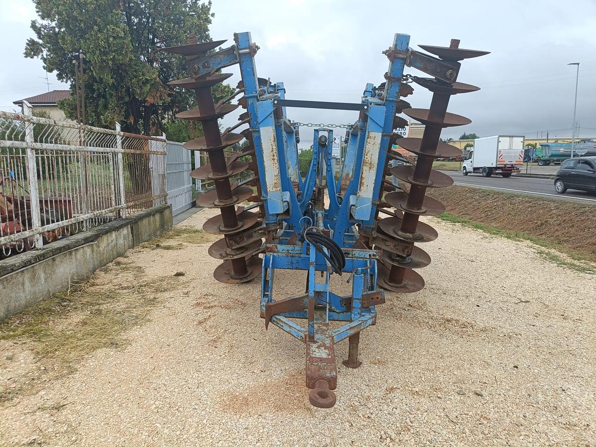 Usato frangizolle trainato Spedo da 4,20m