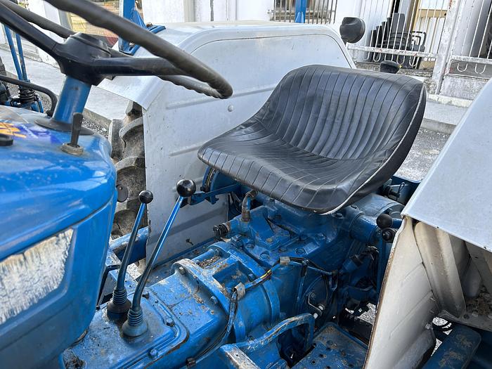 Usato Ford 2600 caricatore-idroguida- CV 45-3 cilindri