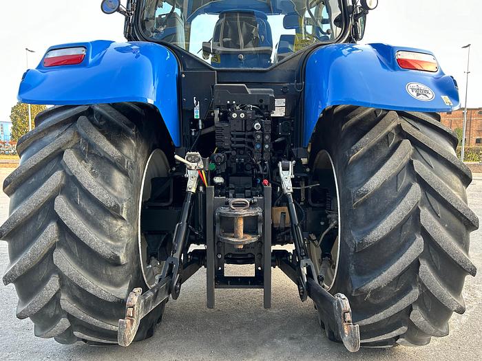 Usato New Holland T 7.185 autocommand