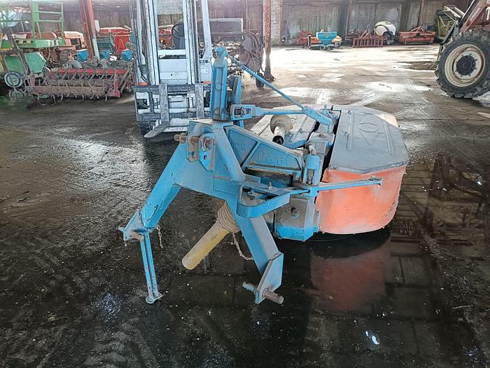 Usato Falciacondizionatrice Fort con coltelli nuovi