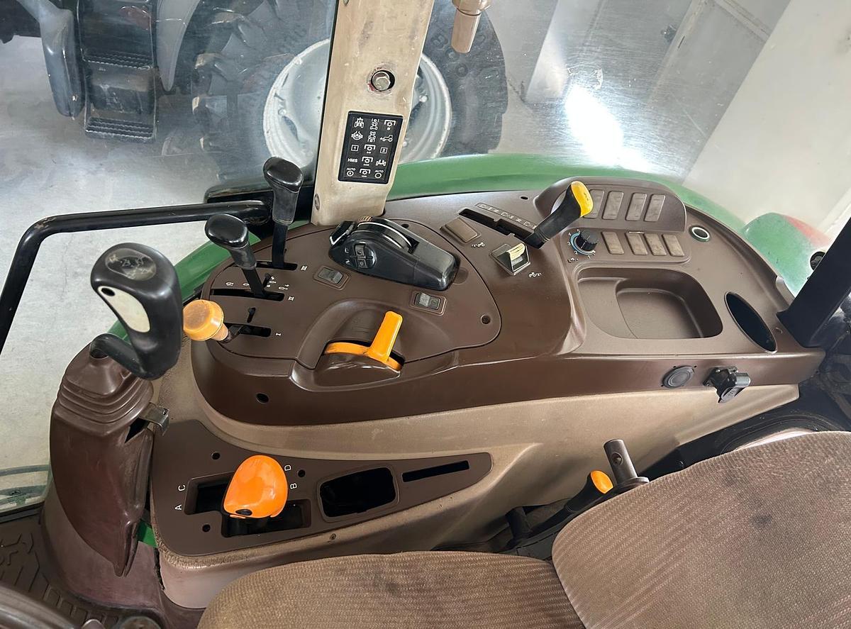 Usato John Deere 5620-caricatore e forche
