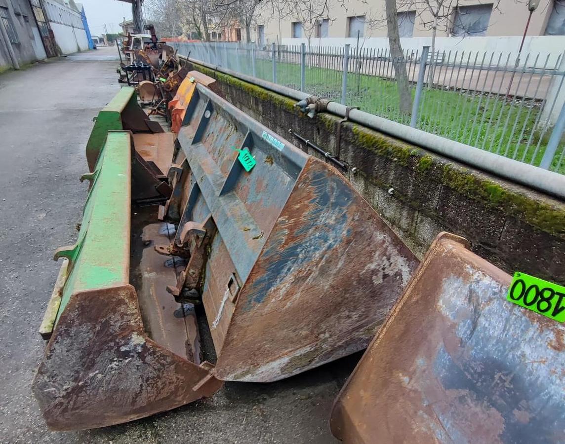 Usato Benna cereali Tre emme per telescopico Merlo da 2,35m