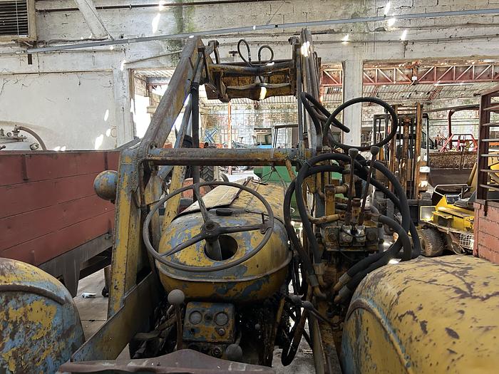 Usato Fordson Major CV 45 - 4 cilindri con caricatore