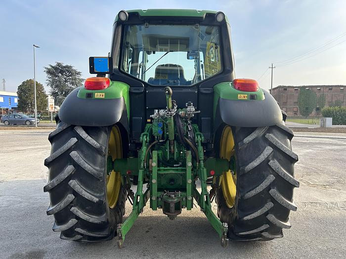 Usato John Deere 6330 con caricatore- freni ad aria 200q