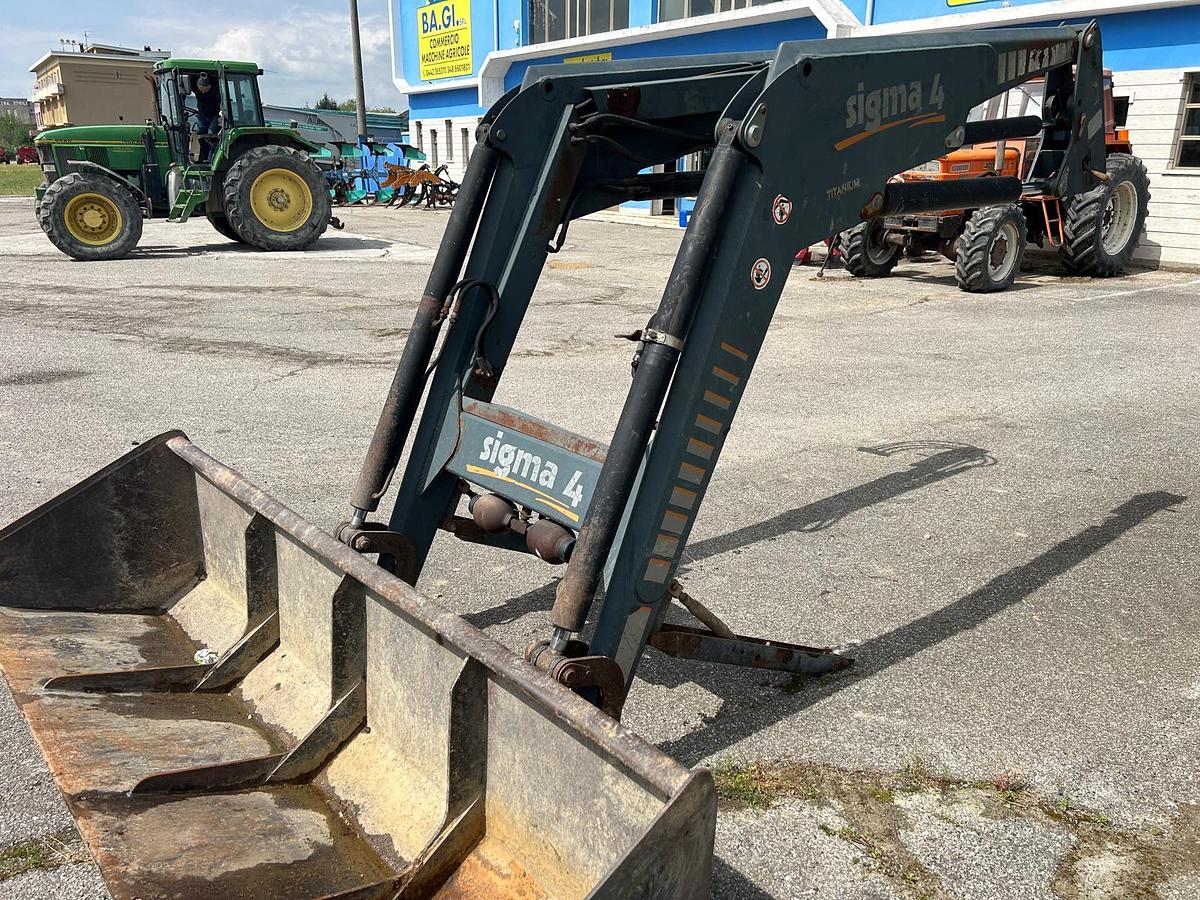 Usato Caricatore Sigma 4 Titanium T50- benna e forche